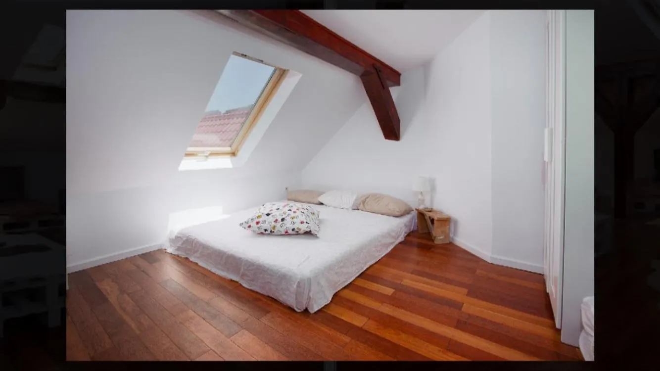 Room At The Top - Close To The Old Town :) 布加勒斯特 公寓